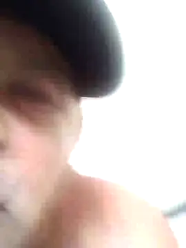 Snapshot of Peludo173317 chatting on December 26, 2024, 1:32 pm Peludo173317 online show from December 26, 2024, 1:32 pm