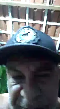 Snapshot of Peludo173317 chatting on February 14, 2025, 1:02 am Peludo173317 online show from February 14, 2025, 1:02 am