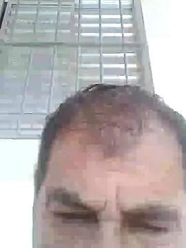 Snapshot of Peludo173317 chatting on September 9, 2025, 1:43 pm Peludo173317 online show from September 9, 2025, 1:43 pm