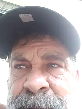 Snapshot of Peludo173317 chatting on November 4, 2025, 1:43 pm Peludo173317 online show from November 4, 2025, 1:43 pm