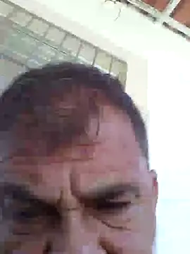 Snapshot of Peludo173317 chatting on November 19, 2025, 1:44 pm Peludo173317 online show from November 19, 2025, 1:44 pm