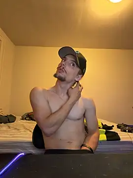 Snapshot of trippyski chatting on November 2, 2025, 6:16 am trippyski online show from November 2, 2025, 6:16 am