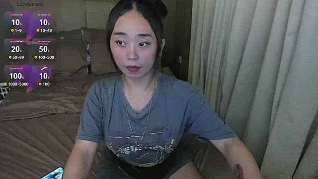 Snapshot of MissAyaCollins chatting on October 26, 2025, 8:31 am MissAyaCollins online show from October 26, 2025, 8:31 am