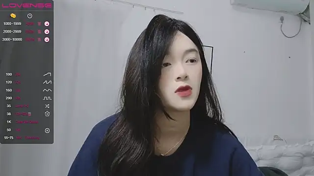 Snapshot of QiuPeiPeimmm chatting on February 18, 2025, 2:06 pm QiuPeiPeimmm online show from February 18, 2025, 2:06 pm