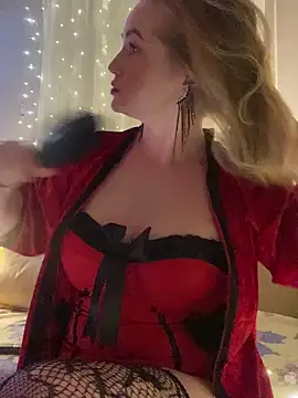Snapshot of Lady__Maria chatting on December 6, 2024, 4:06 pm Lady  Maria online show from December 6, 2024, 4:06 pm