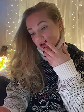Snapshot of Lady__Maria chatting on December 14, 2024, 6:41 pm Lady  Maria online show from December 14, 2024, 6:41 pm