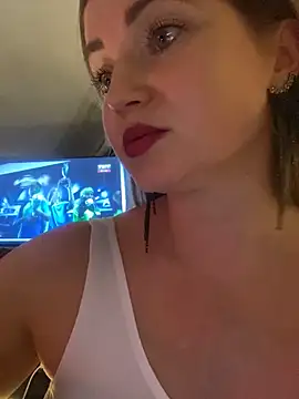 Snapshot of Lady__Maria chatting on December 21, 2024, 7:06 pm Lady  Maria online show from December 21, 2024, 7:06 pm