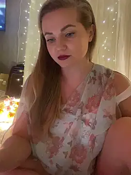 Snapshot of Lady__Maria chatting on December 22, 2024, 7:31 pm Lady  Maria online show from December 22, 2024, 7:31 pm
