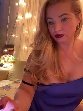 Snapshot of Lady__Maria chatting on January 14, 2025, 4:29 pm Lady  Maria online show from January 14, 2025, 4:29 pm