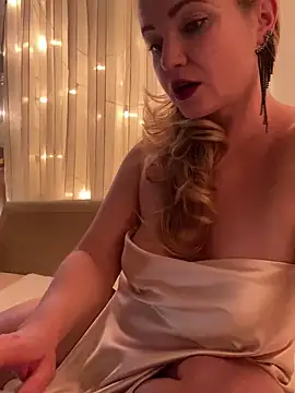 Snapshot of Lady__Maria chatting on February 1, 2025, 4:22 pm Lady  Maria online show from February 1, 2025, 4:22 pm
