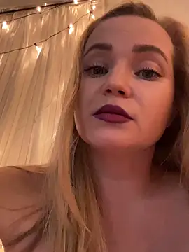 Snapshot of Lady__Maria chatting on March 5, 2025, 4:57 pm Lady  Maria online show from March 5, 2025, 4:57 pm