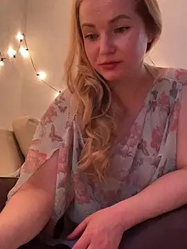 Snapshot of Lady__Maria chatting on March 9, 2025, 8:10 pm Lady  Maria online show from March 9, 2025, 8:10 pm