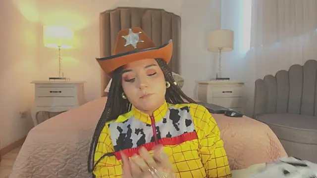 Snapshot of Emma_Torres__ chatting on November 15, 2025, 12:23 pm Emma Torres online show from November 15, 2025, 12:23 pm