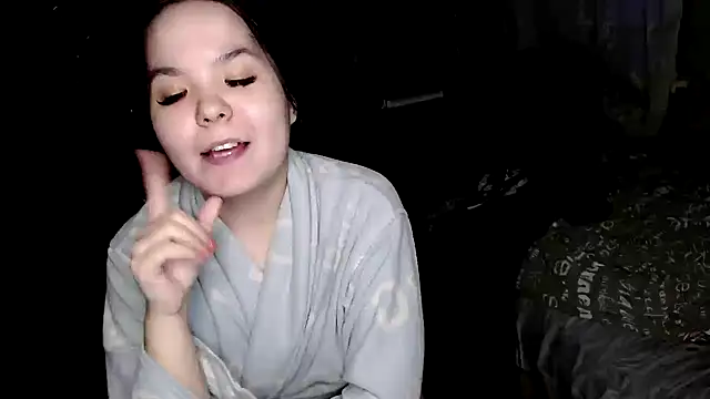 Snapshot of Var_Kiss chatting on February 26, 2025, 11:41 am Var Kiss online show from February 26, 2025, 11:41 am