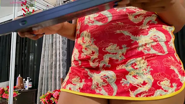 BLACK ROSSE 1 online show from November 12, 2025, 12:49 pm