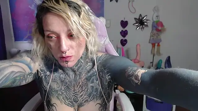 SLOPPYTITSS online show from March 12, 2025, 11:42 am