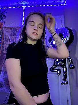 Cutiepiespanks online show from October 24, 2025, 4:03 pm