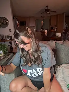 cowgirlc online show from September 10, 2025, 2:22 am