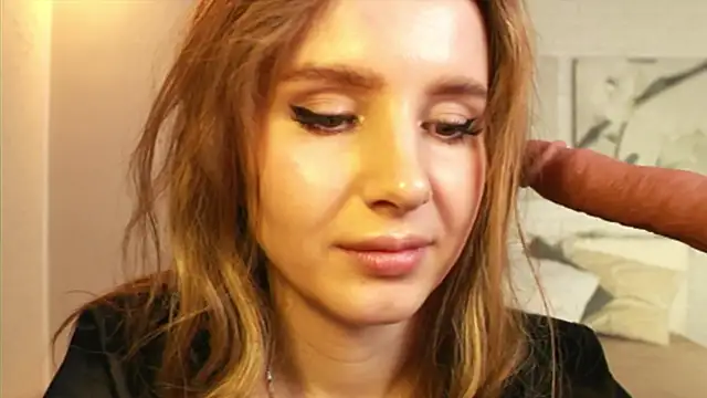 Snapshot of Betty_June chatting on March 3, 2025, 12:04 am Betty June online show from March 3, 2025, 12:04 am