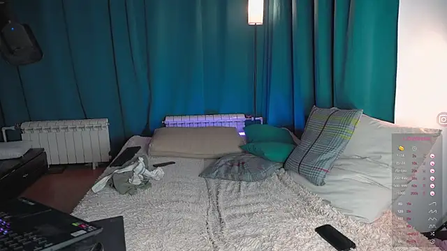 Snapshot of VIktorSecret chatting on November 22, 2025, 4:44 am VIktorSecret online show from November 22, 2025, 4:44 am