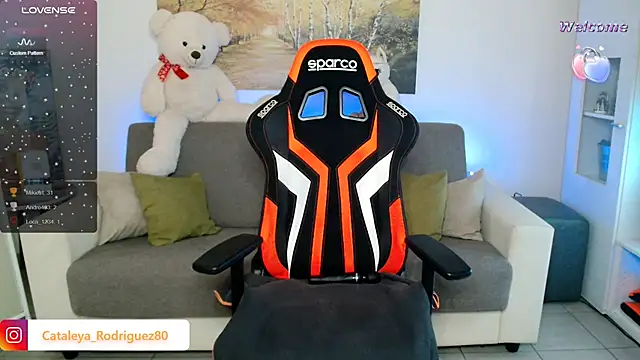 Cataleya80 online show from February 22, 2025, 7:36 pm