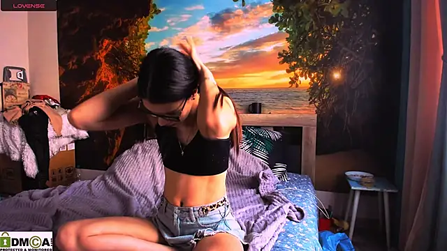 MollyLollipop online show from January 24, 2025, 4:37 am