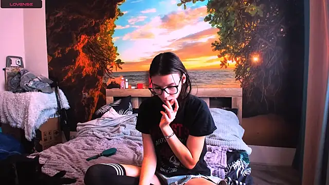 MollyLollipop online show from February 6, 2025, 3:16 am