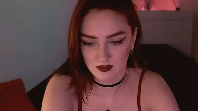 Snapshot of LilyFarey chatting on December 13, 2024, 7:53 pm LilyFarey online show from December 13, 2024, 7:53 pm