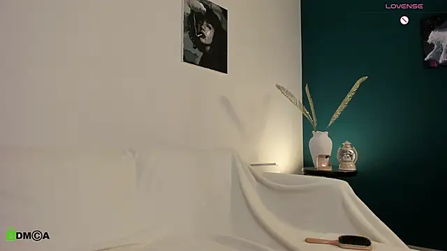 Kylie Desire online show from March 4, 2025, 2:38 am