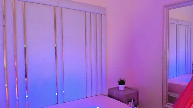 Snapshot of Saekohofman chatting on November 9, 2025, 4:22 am Saekohofman online show from November 9, 2025, 4:22 am