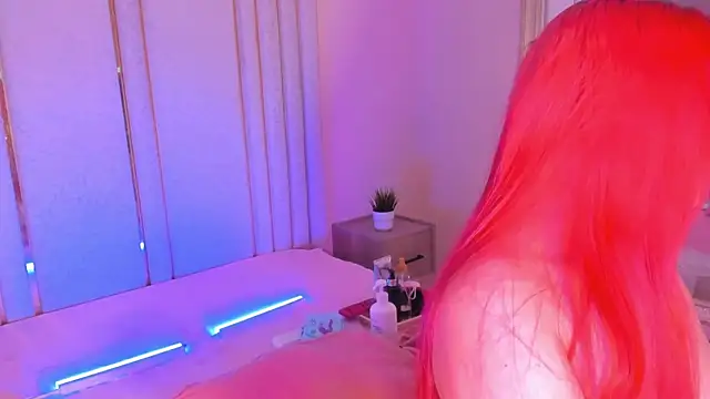 Snapshot of Saekohofman chatting on November 13, 2025, 4:11 am Saekohofman online show from November 13, 2025, 4:11 am