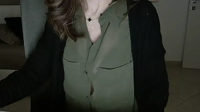 Snapshot of amara_2022 chatting on January 6, 2025, 4:13 pm amara 2022 online show from January 6, 2025, 4:13 pm