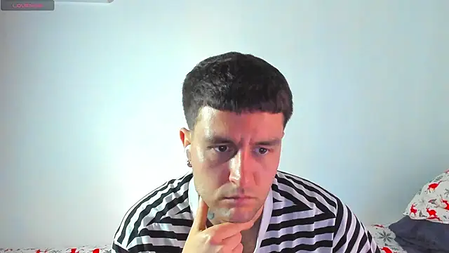 Snapshot of HonestAndrew chatting on December 29, 2024, 11:29 am HonestAndrew online show from December 29, 2024, 11:29 am