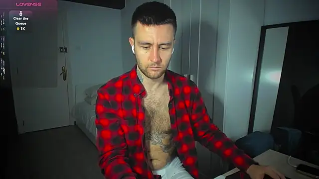 Snapshot of HonestAndrew chatting on March 6, 2025, 6:19 am HonestAndrew online show from March 6, 2025, 6:19 am