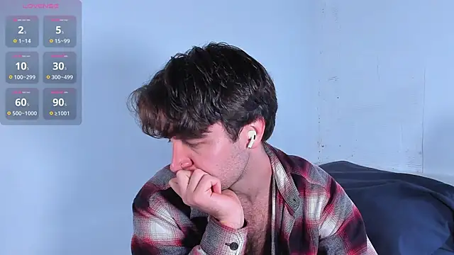 Snapshot of HonestAndrew chatting on November 30, 2025, 10:19 am HonestAndrew online show from November 30, 2025, 10:19 am