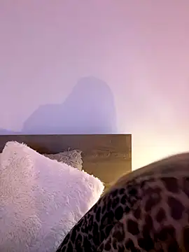 Eva Ryen online show from October 26, 2025, 4:57 pm