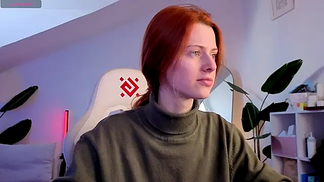 Snapshot of doll_lesli chatting on November 24, 2025, 8:36 am doll lesli online show from November 24, 2025, 8:36 am