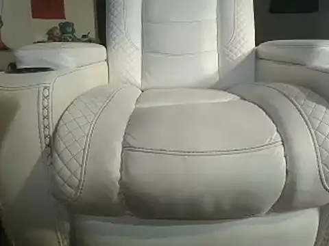 honeylovelace online show from January 4, 2025, 10:55 pm