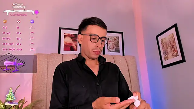 mr aronnn online show from December 14, 2025, 1:22 am