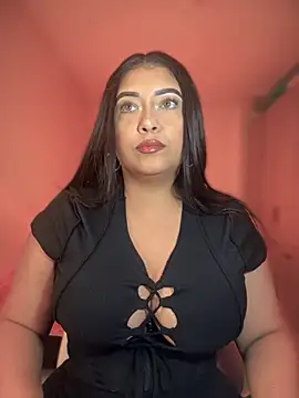 cami ortiz   online show from October 23, 2025, 6:50 pm