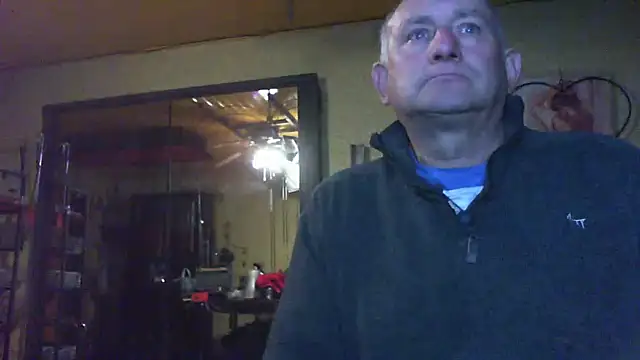 Snapshot of jeanlulu chatting on October 5, 2025, 7:23 pm jeanlulu online show from October 5, 2025, 7:23 pm