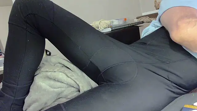 mike30nbg online show from October 5, 2025, 7:01 pm