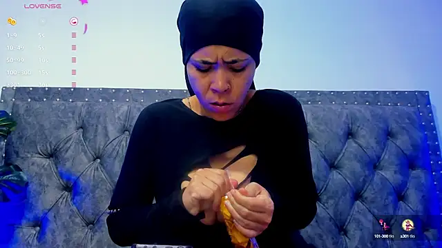 Snapshot of Dounia_nagi chatting on February 12, 2025, 1:16 pm Dounia nagi online show from February 12, 2025, 1:16 pm