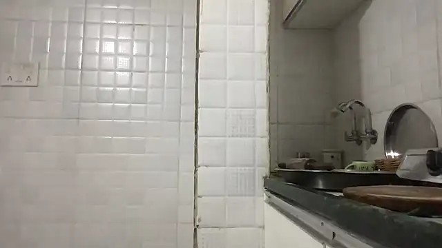 Riyasingh9 online show from January 28, 2025, 4:08 am