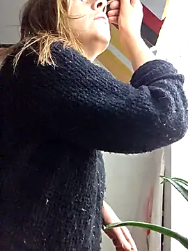 Snapshot of Lina_lou4 chatting on October 25, 2025, 8:11 am Lina lou4 online show from October 25, 2025, 8:11 am