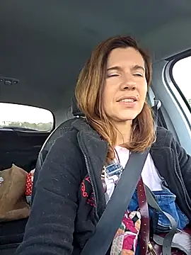 Snapshot of Lina_lou4 chatting on November 7, 2025, 2:50 pm Lina lou4 online show from November 7, 2025, 2:50 pm