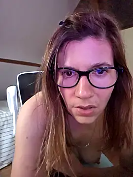 Snapshot of Lina_lou4 chatting on November 13, 2025, 3:55 pm Lina lou4 online show from November 13, 2025, 3:55 pm