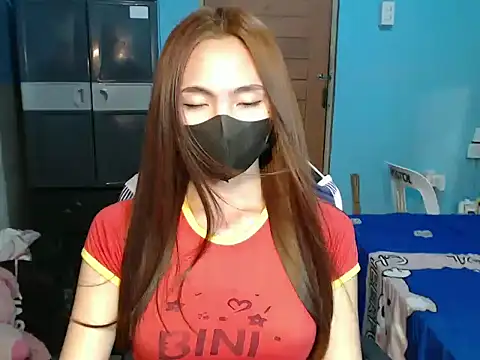 PirateEmpressBoaAico online show from March 13, 2025, 4:23 pm