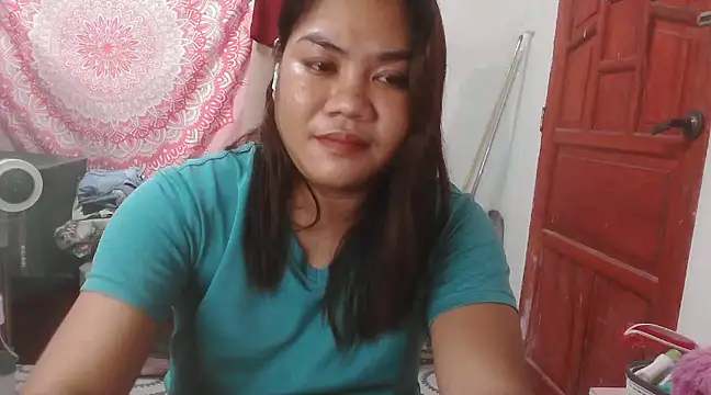 Snapshot of xxsam_69xx chatting on February 7, 2025, 2:15 pm xxsam 69xx online show from February 7, 2025, 2:15 pm