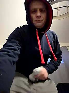 Roman0798 online show from November 22, 2025, 3:11 pm